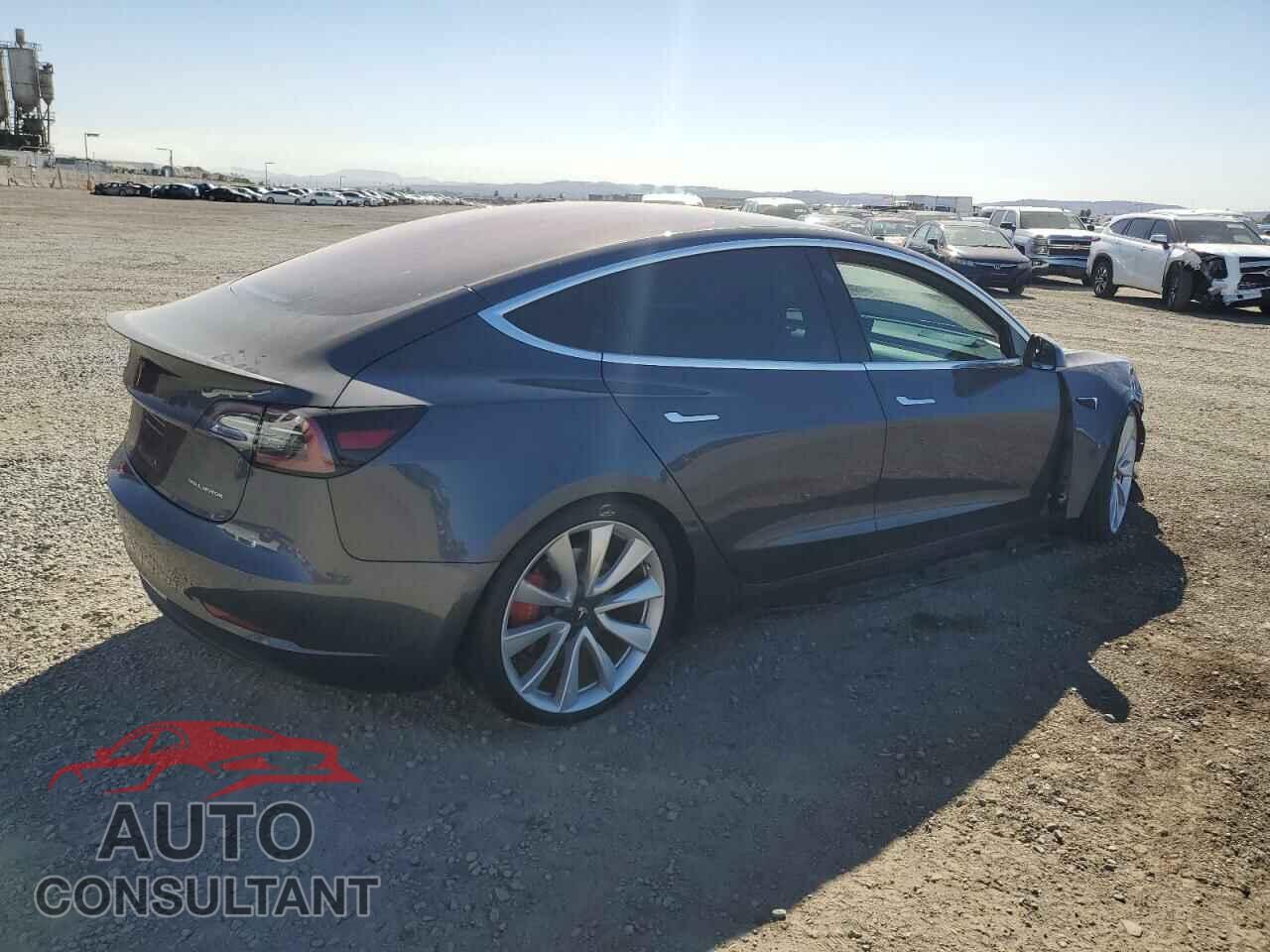 TESLA MODEL 3 2018 - 5YJ3E1EB7JF171202