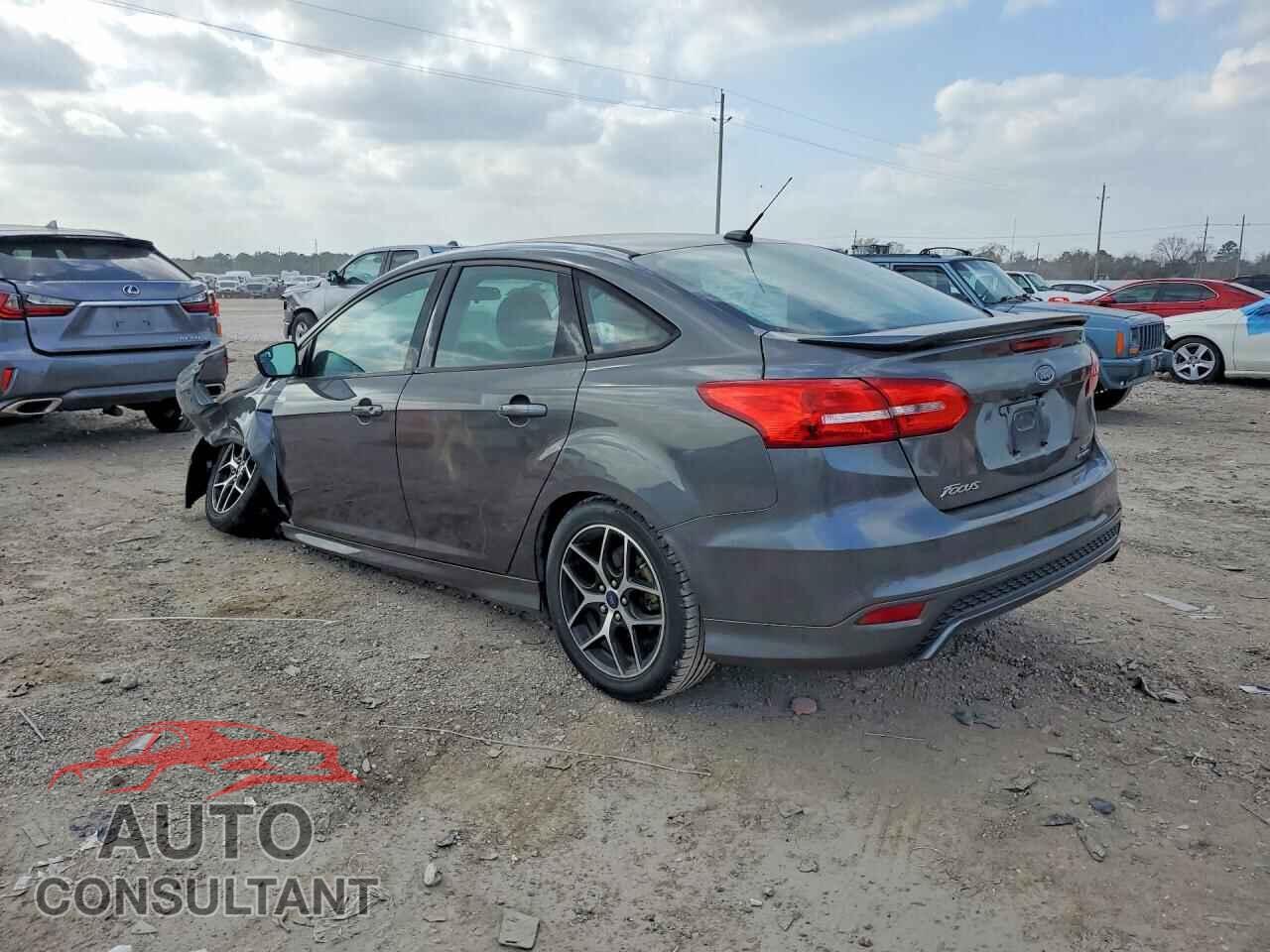 FORD FOCUS 2016 - 1FADP3F2XGL281455