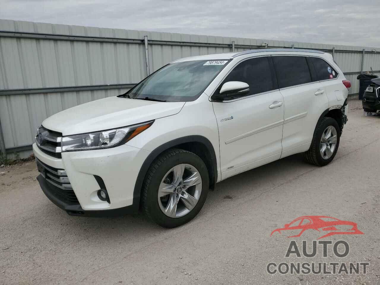 TOYOTA HIGHLANDER 2019 - 5TDDGRFH0KS067521