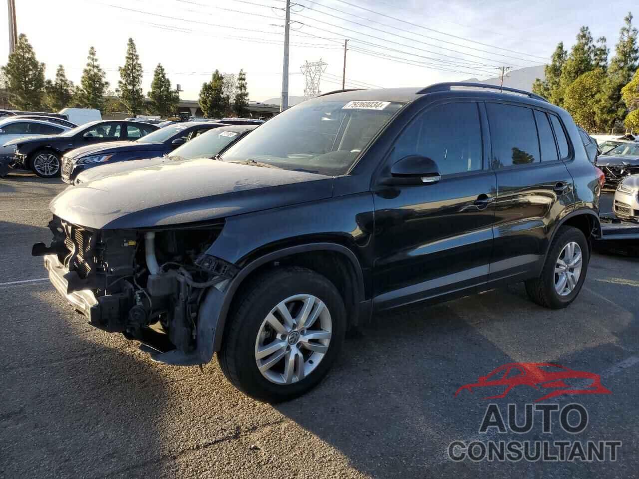 VOLKSWAGEN TIGUAN 2017 - WVGAV7AX4HK002212