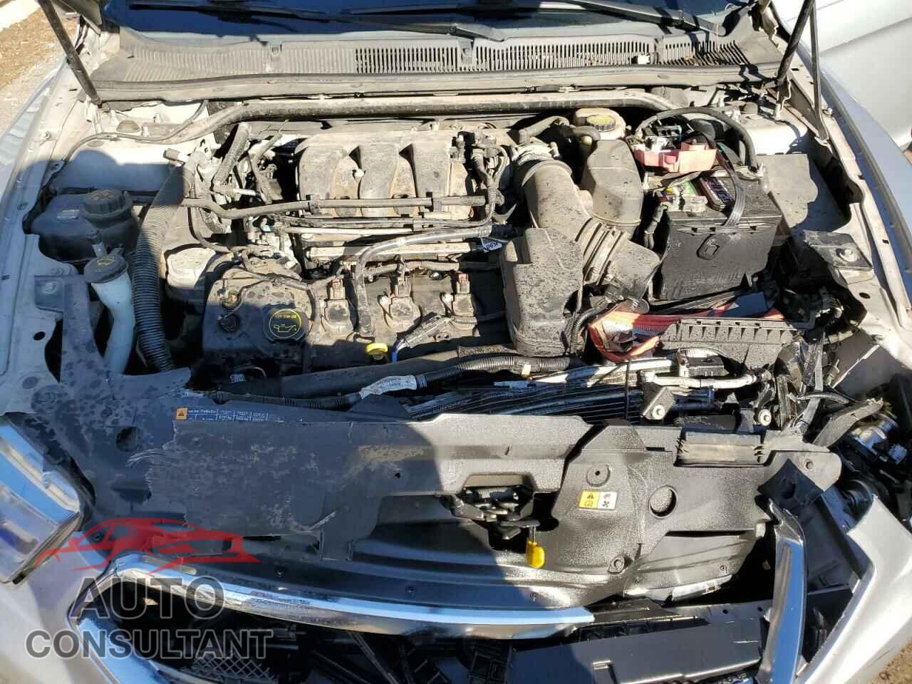 FORD TAURUS 2015 - 1FAHP2F87FG117622