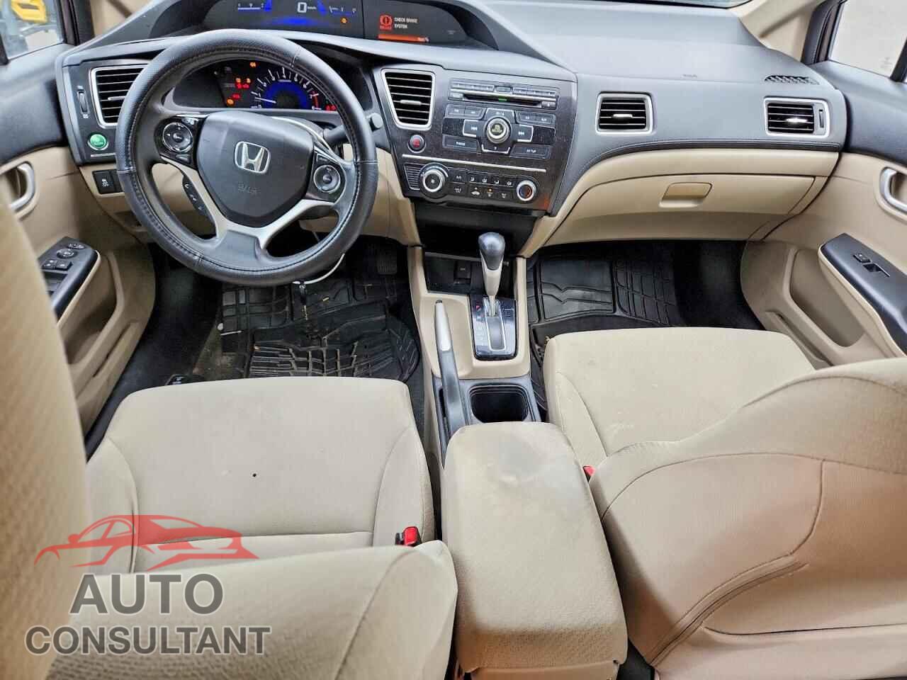 HONDA CIVIC 2013 - 2HGFB2F57DH572205