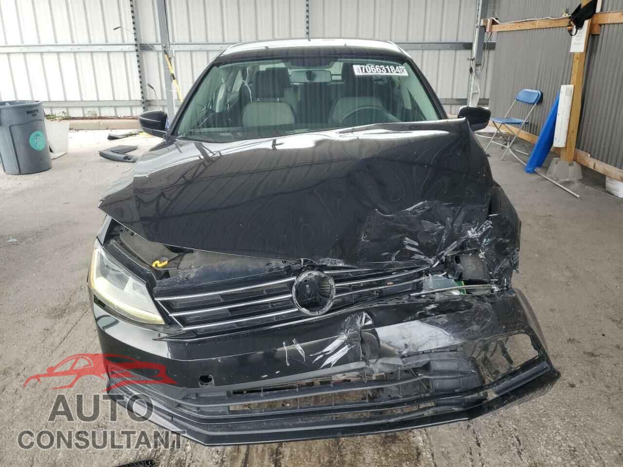 VOLKSWAGEN JETTA 2017 - 3VW2B7AJ5HM361183