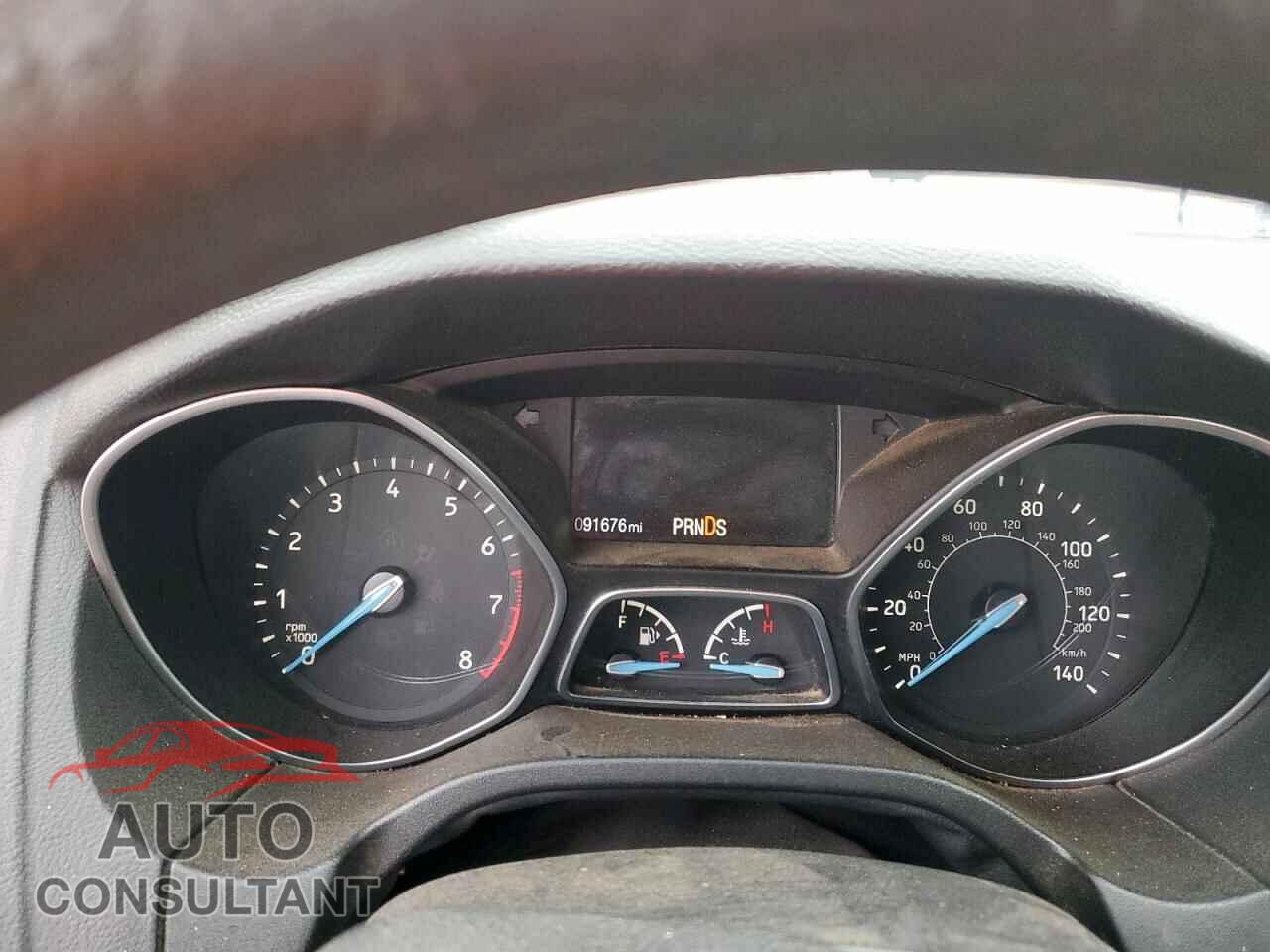FORD FOCUS 2018 - 1FADP3FE7JL302408