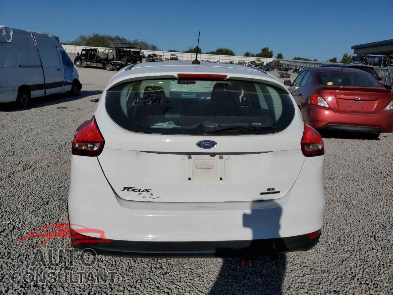 FORD FOCUS 2016 - 1FADP3K29GL267102