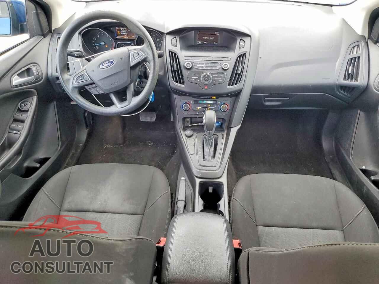 FORD FOCUS 2018 - 1FADP3FE0JL215675
