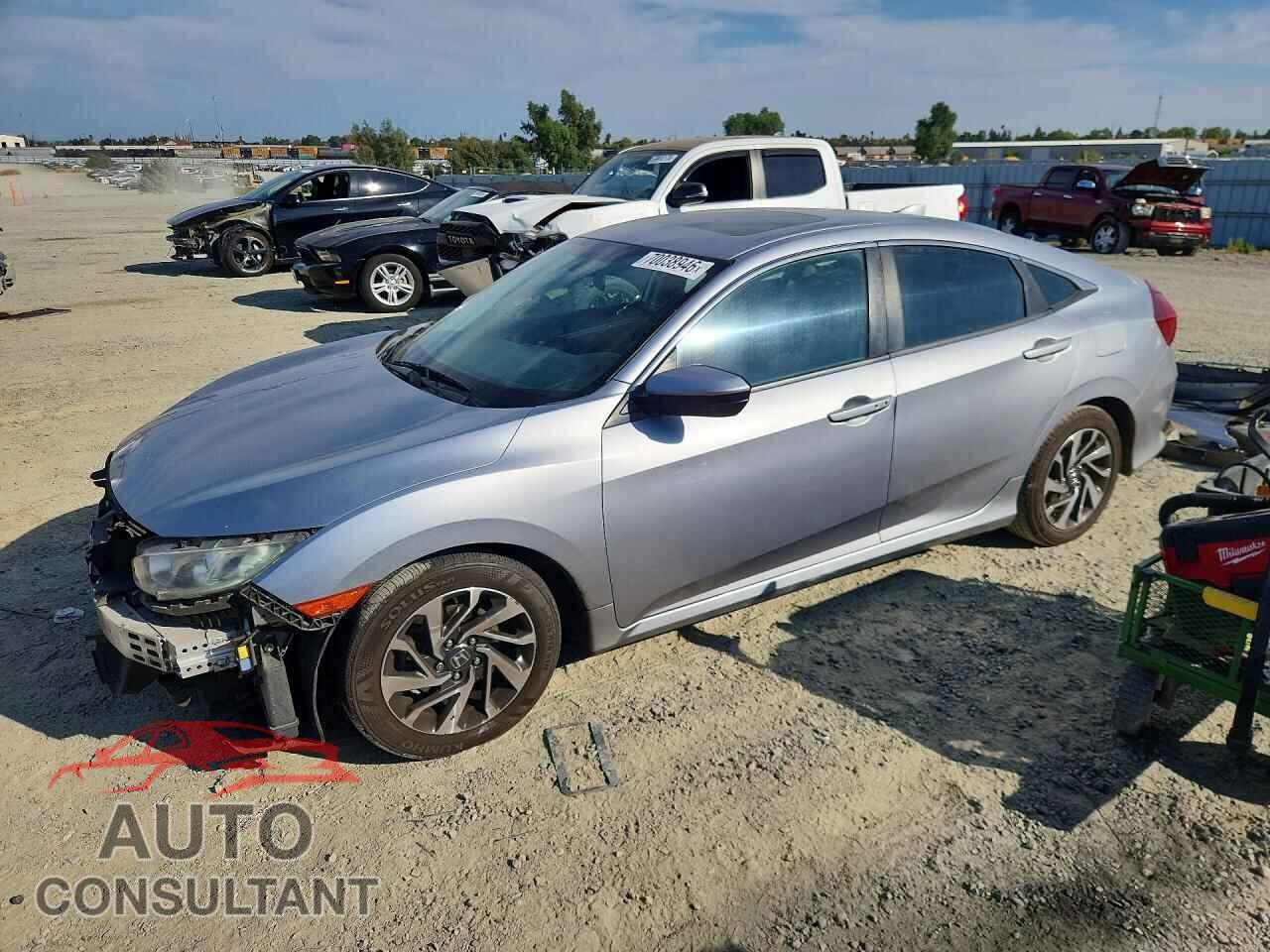 HONDA CIVIC 2017 - 19XFC2F78HE204694