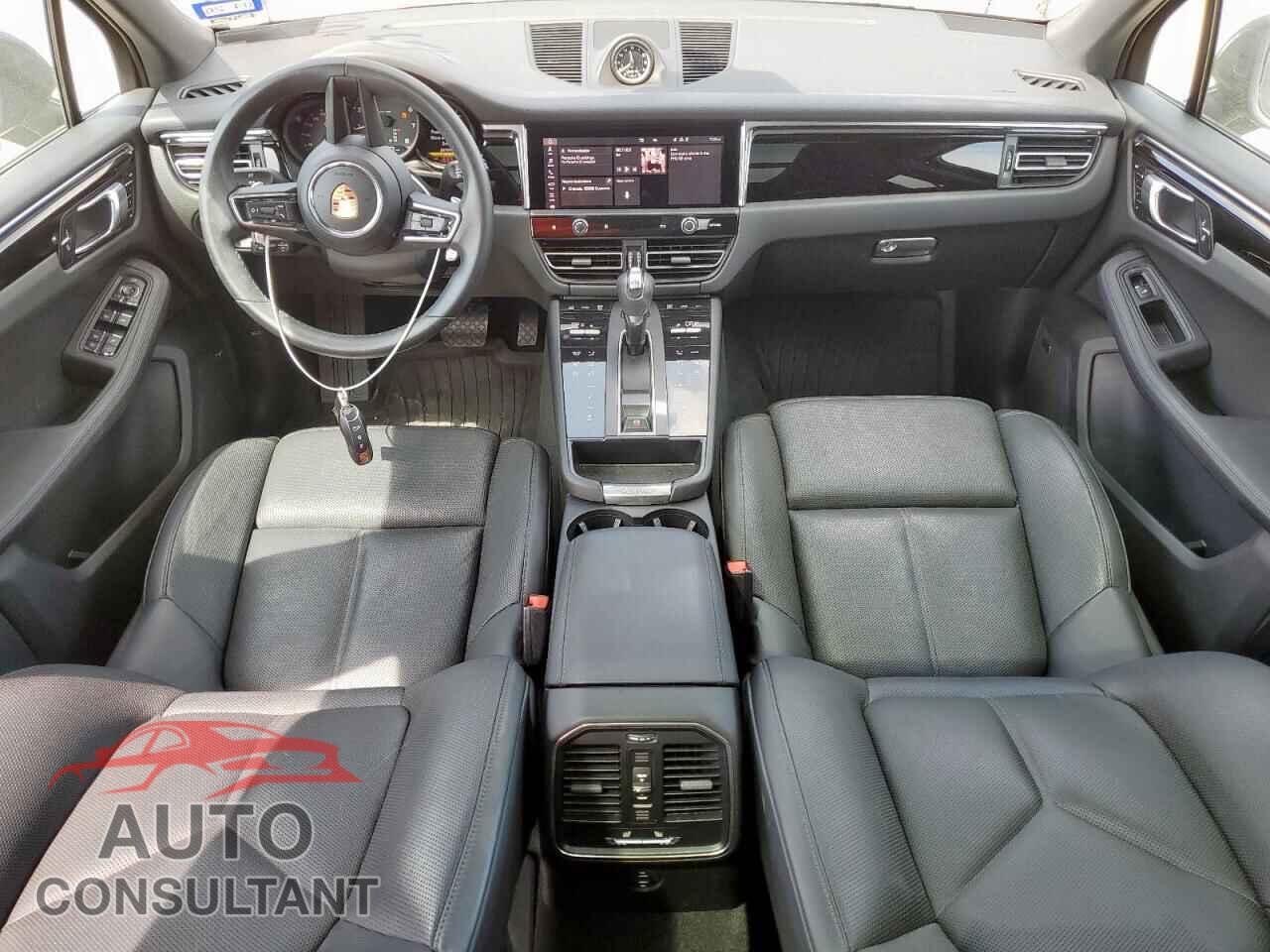 PORSCHE MACAN BASE 2024 - WP1AA2A50RLB15280