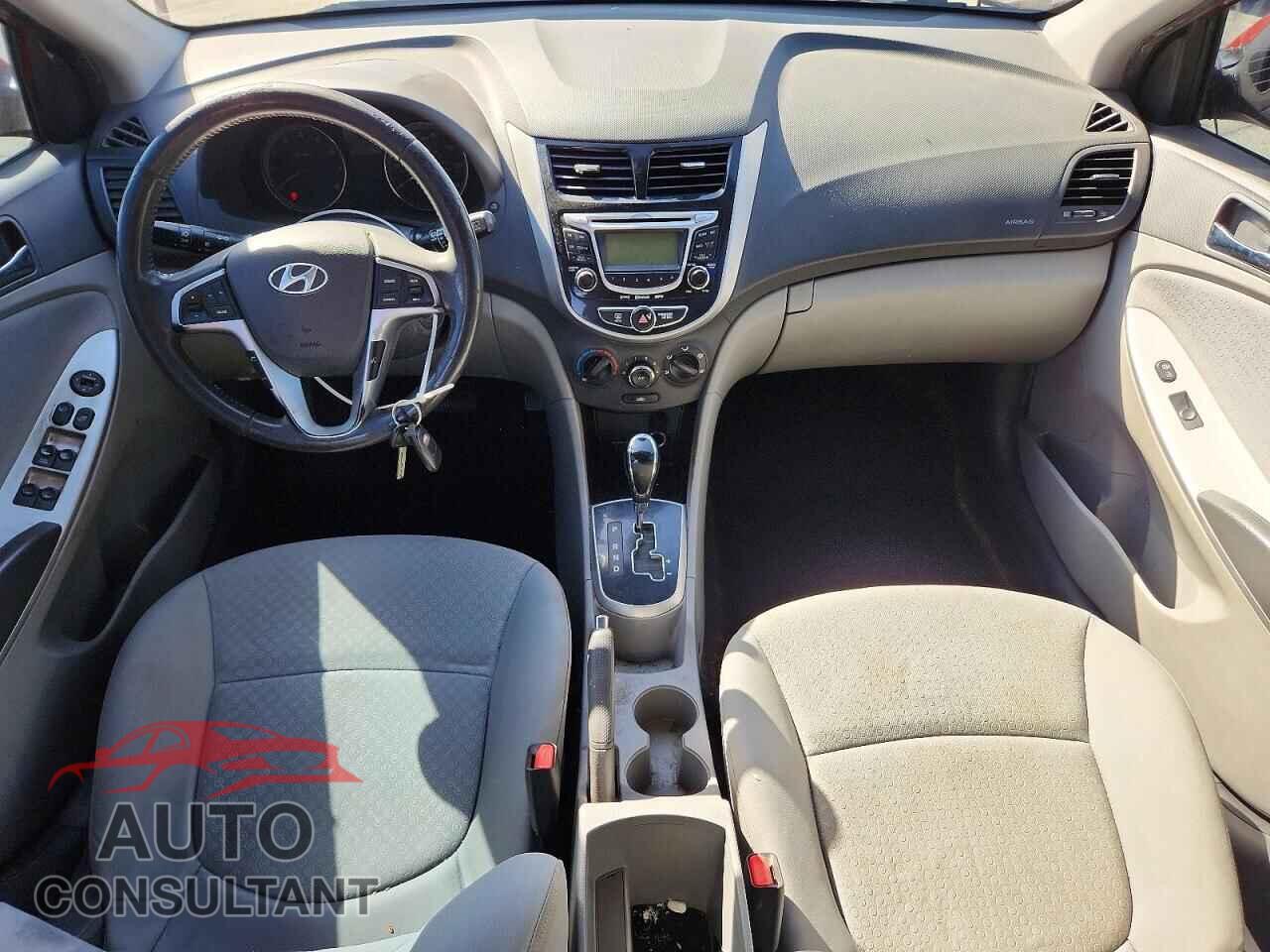 HYUNDAI ACCENT 2013 - KMHCU5AE7DU103158