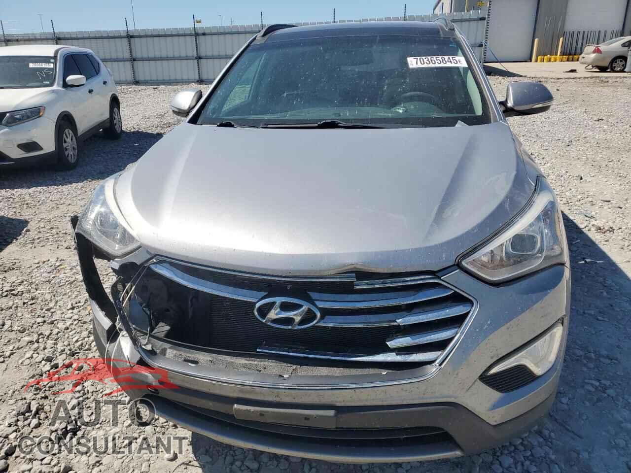 HYUNDAI SANTA FE 2015 - KM8SR4HF1FU121034