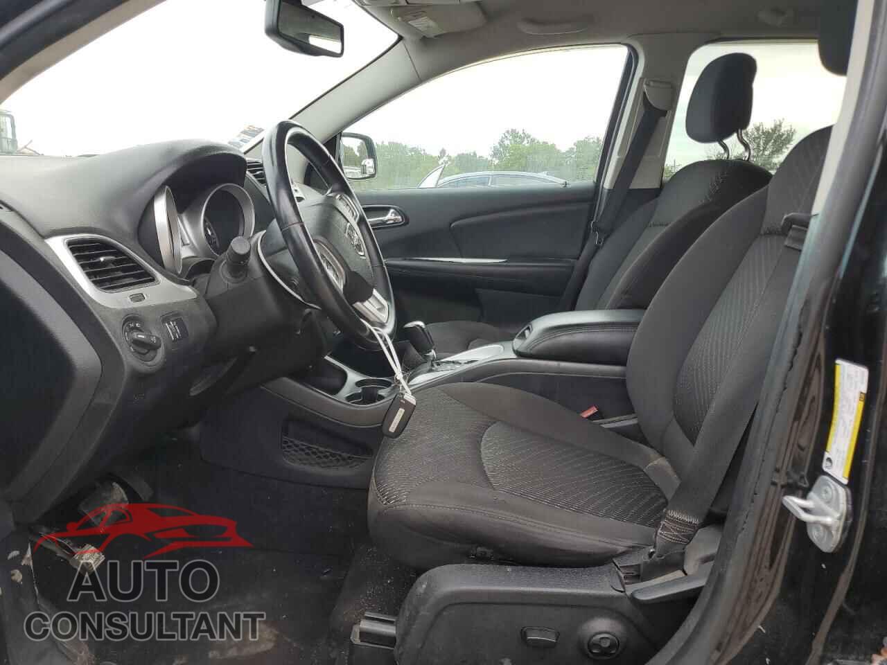DODGE JOURNEY 2013 - 3C4PDCBB1DT722833