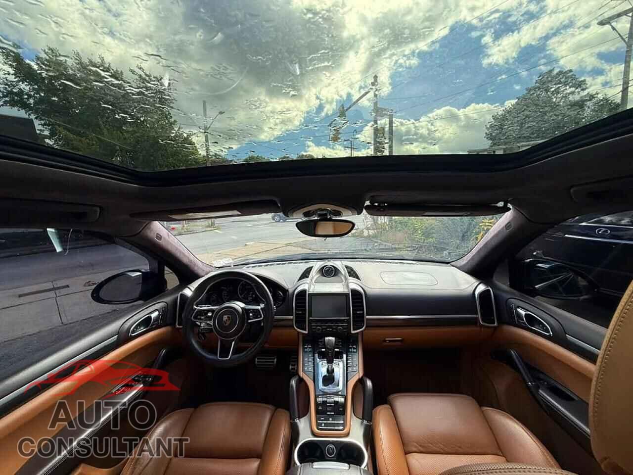 PORSCHE CAYENNE 2016 - WP1AC2A2XGLA88408