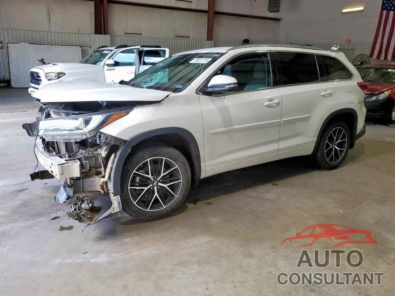 TOYOTA HIGHLANDER 2018 - 5TDYZRFH1JS279032