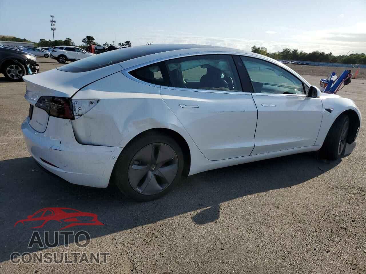 TESLA MODEL 3 2020 - 5YJ3E1EB2LF795217