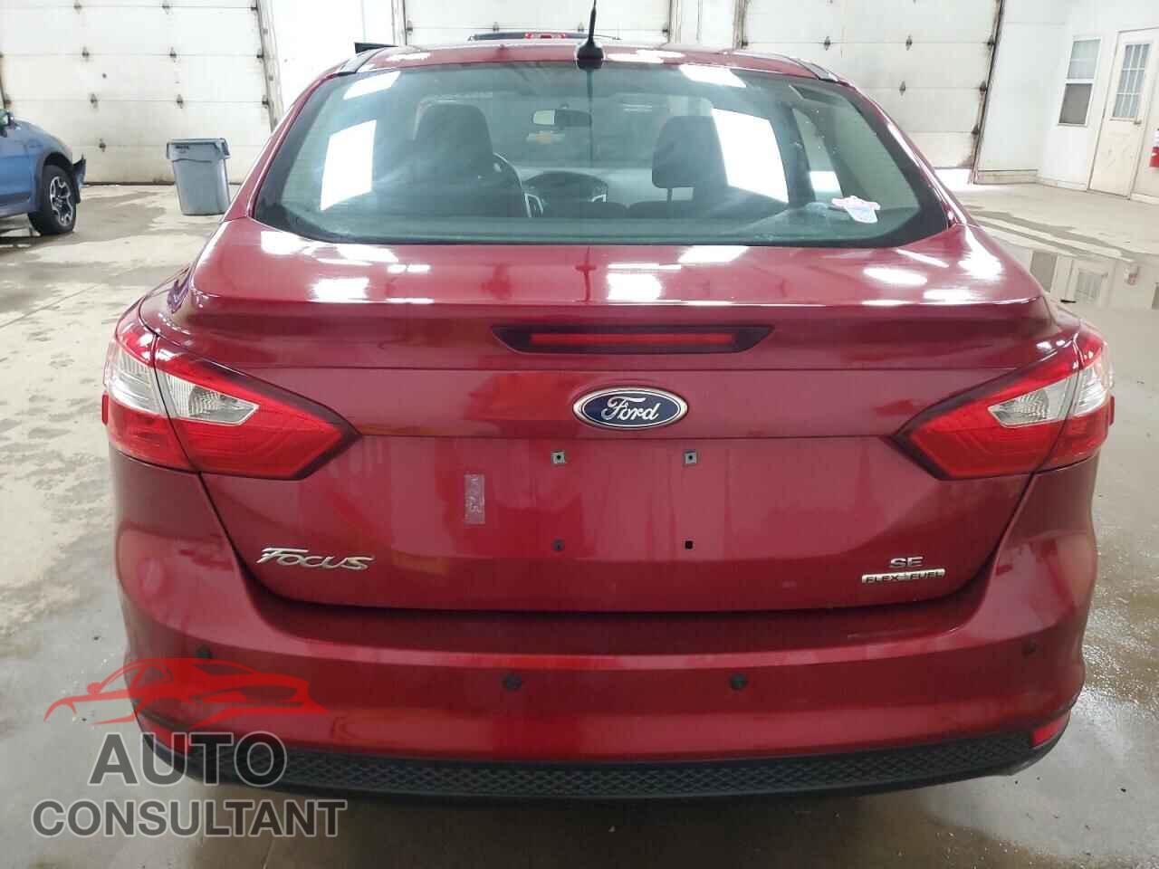 FORD FOCUS 2014 - 1FADP3F23EL450406
