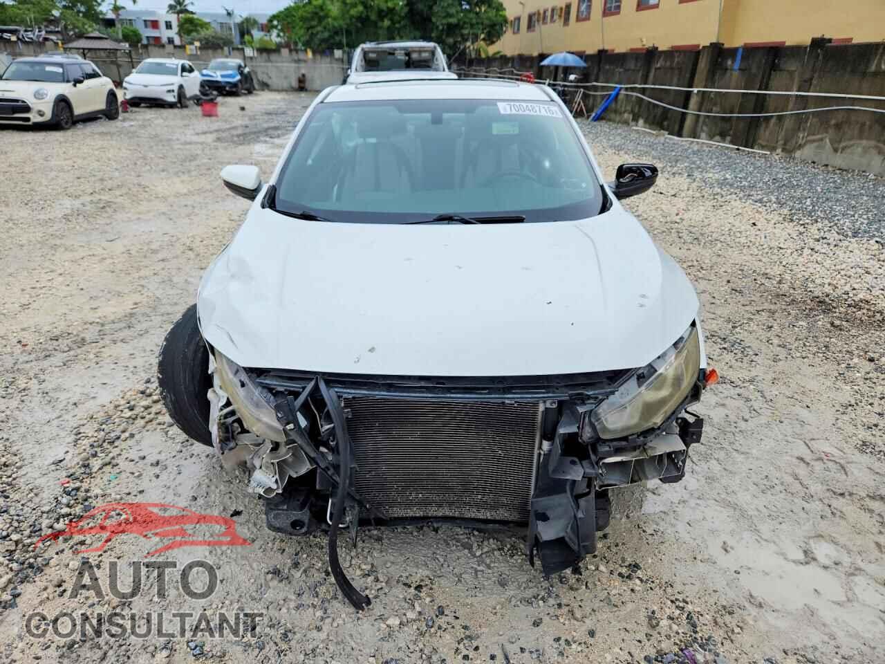 HONDA CIVIC 2017 - 2HGFC4B00HH307537