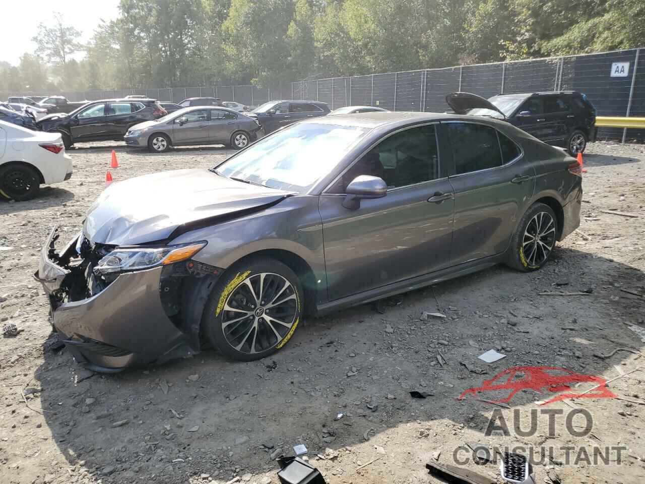 TOYOTA CAMRY 2018 - 4T1B11HKXJU651580