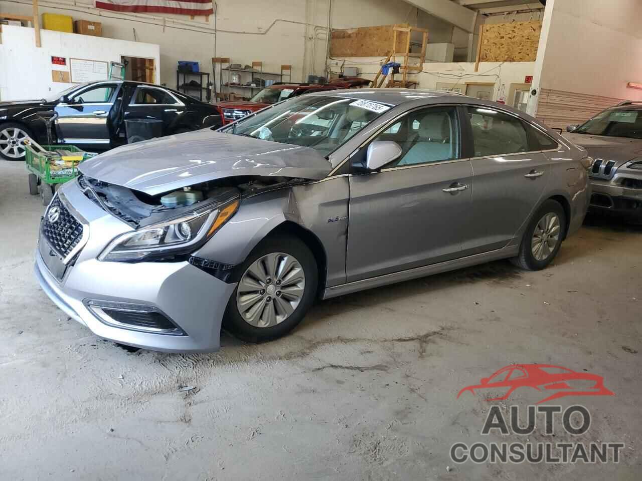 HYUNDAI SONATA 2016 - KMHE24L14GA010896