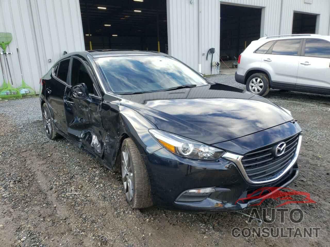 MAZDA 3 2018 - 3MZBN1V39JM256782