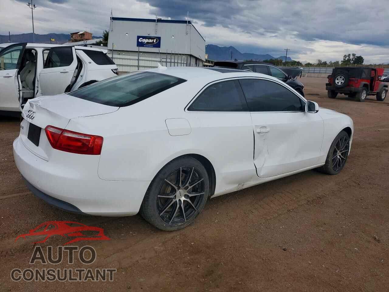 AUDI A5 2012 - WAUCFAFR0CA003192
