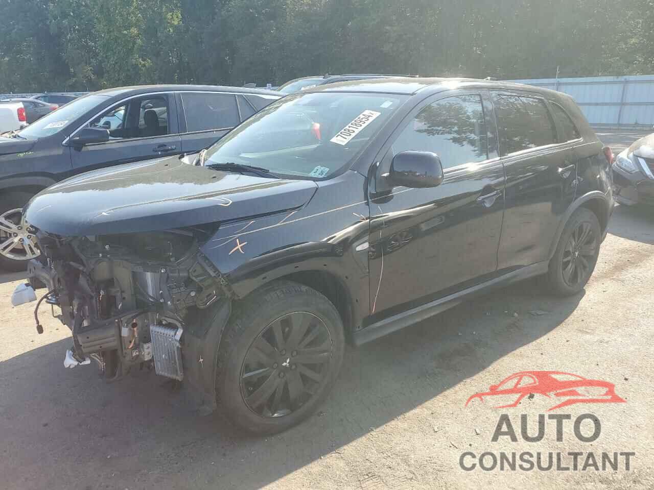 MITSUBISHI OUTLANDER 2021 - JA4APUAU9MU011354