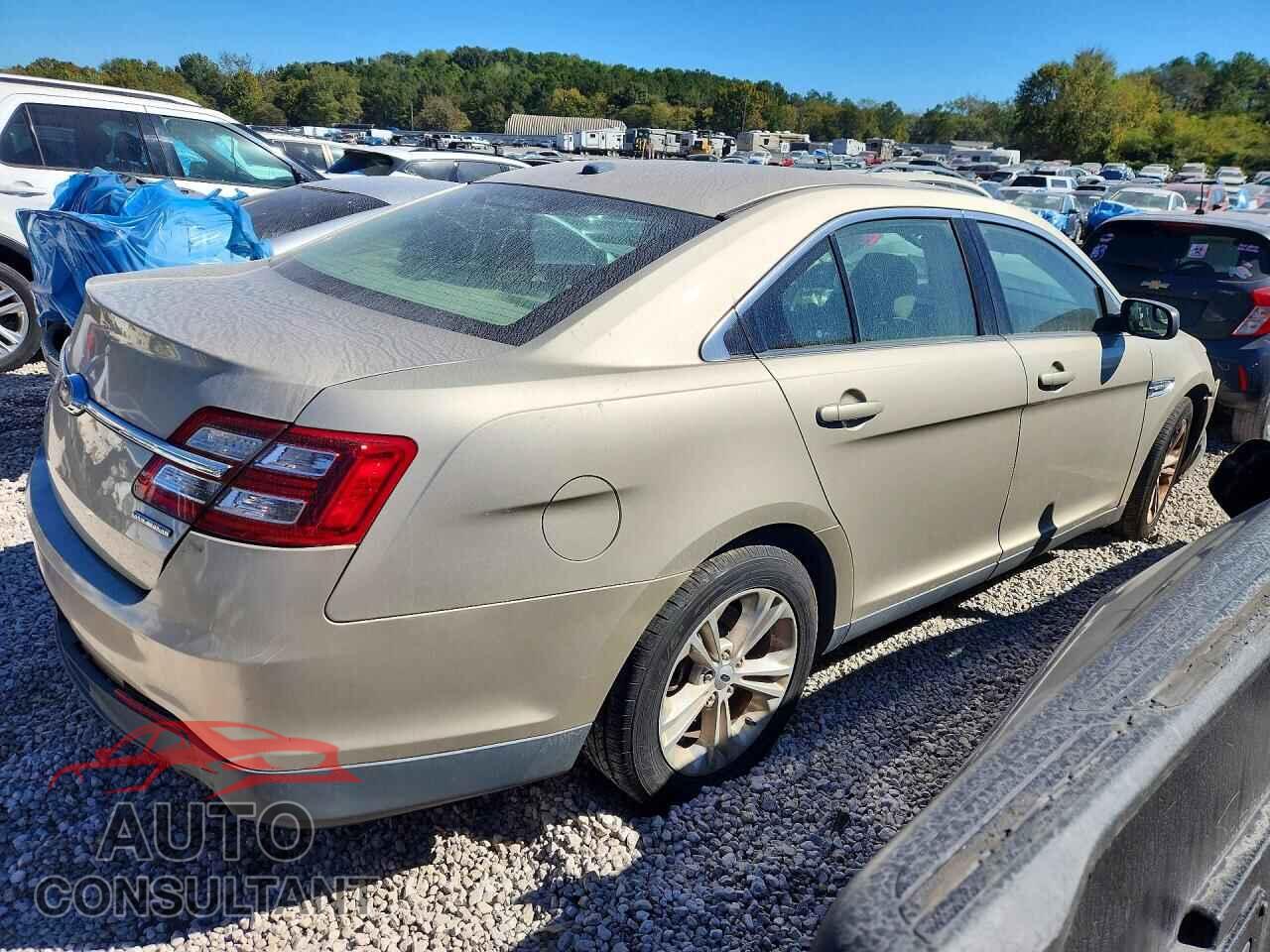 FORD TAURUS 2017 - 1FAHP2D81HG116388