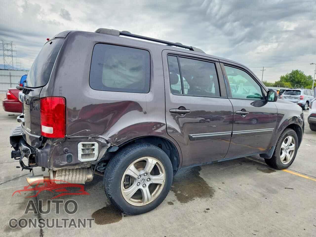 HONDA PILOT 2013 - 5FNYF4H59DB016830