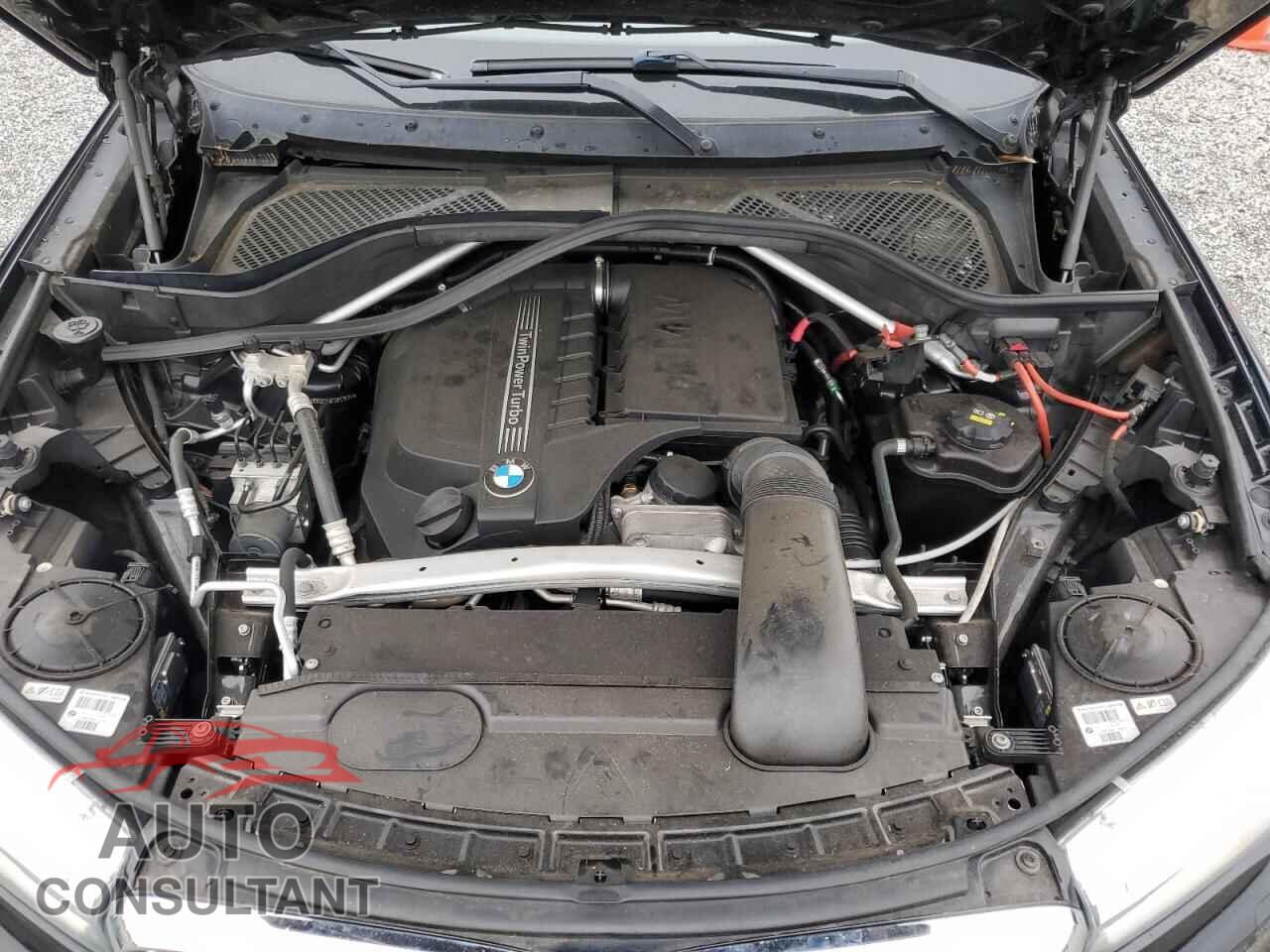 BMW X5 2014 - 5UXKR0C59E0K51675