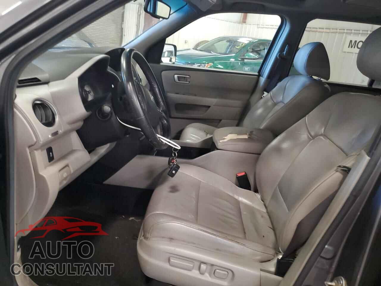 HONDA PILOT 2012 - 5FNYF4H64CB040833