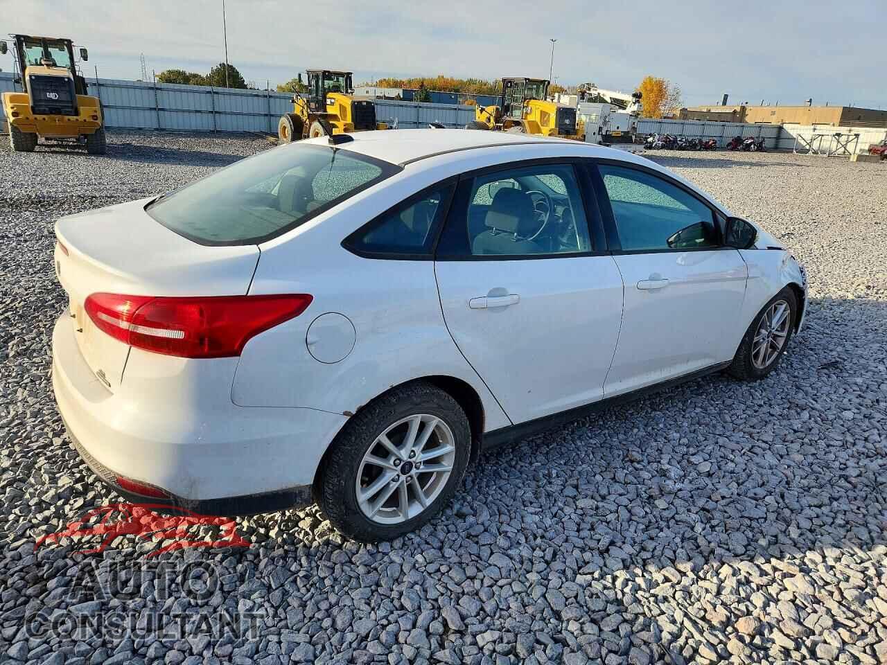FORD FOCUS 2016 - 1FADP3F25GL244457