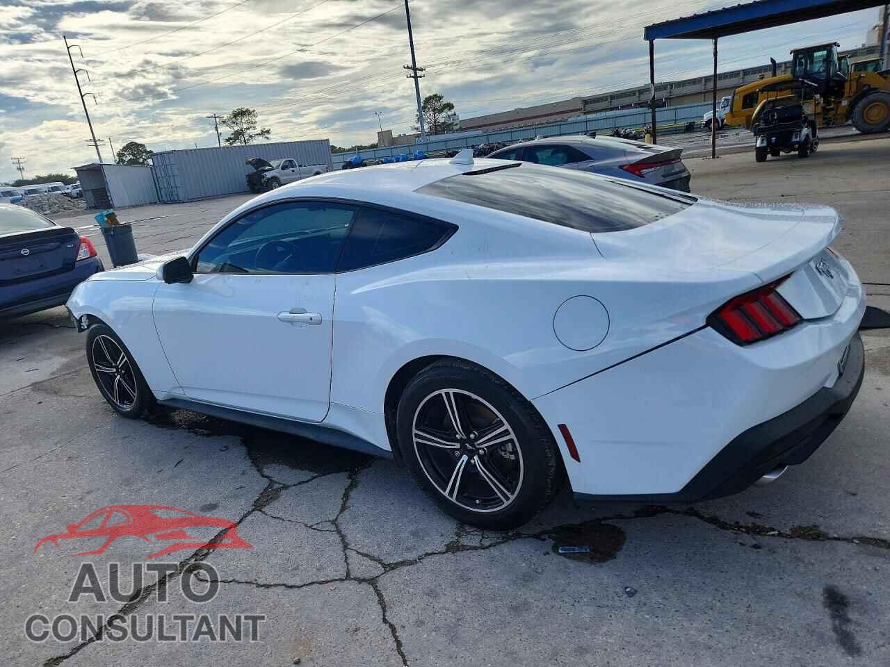 FORD MUSTANG 2024 - 1FA6P8TH2R5143866