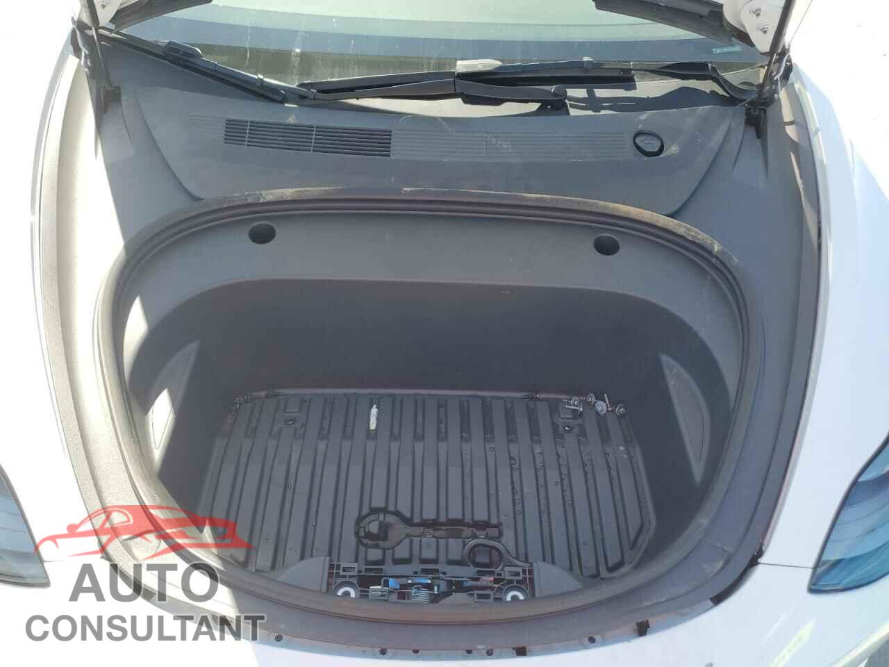 TESLA MODEL 3 2023 - 5YJ3E1EA4PF585649
