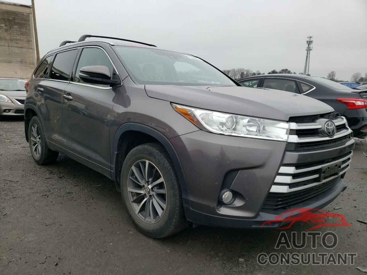TOYOTA HIGHLANDER 2017 - 5TDJZRFH9HS386874