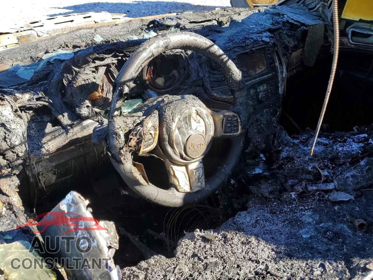 JEEP CHEROKEE 2013 - 1C4RJFCG7DC640890