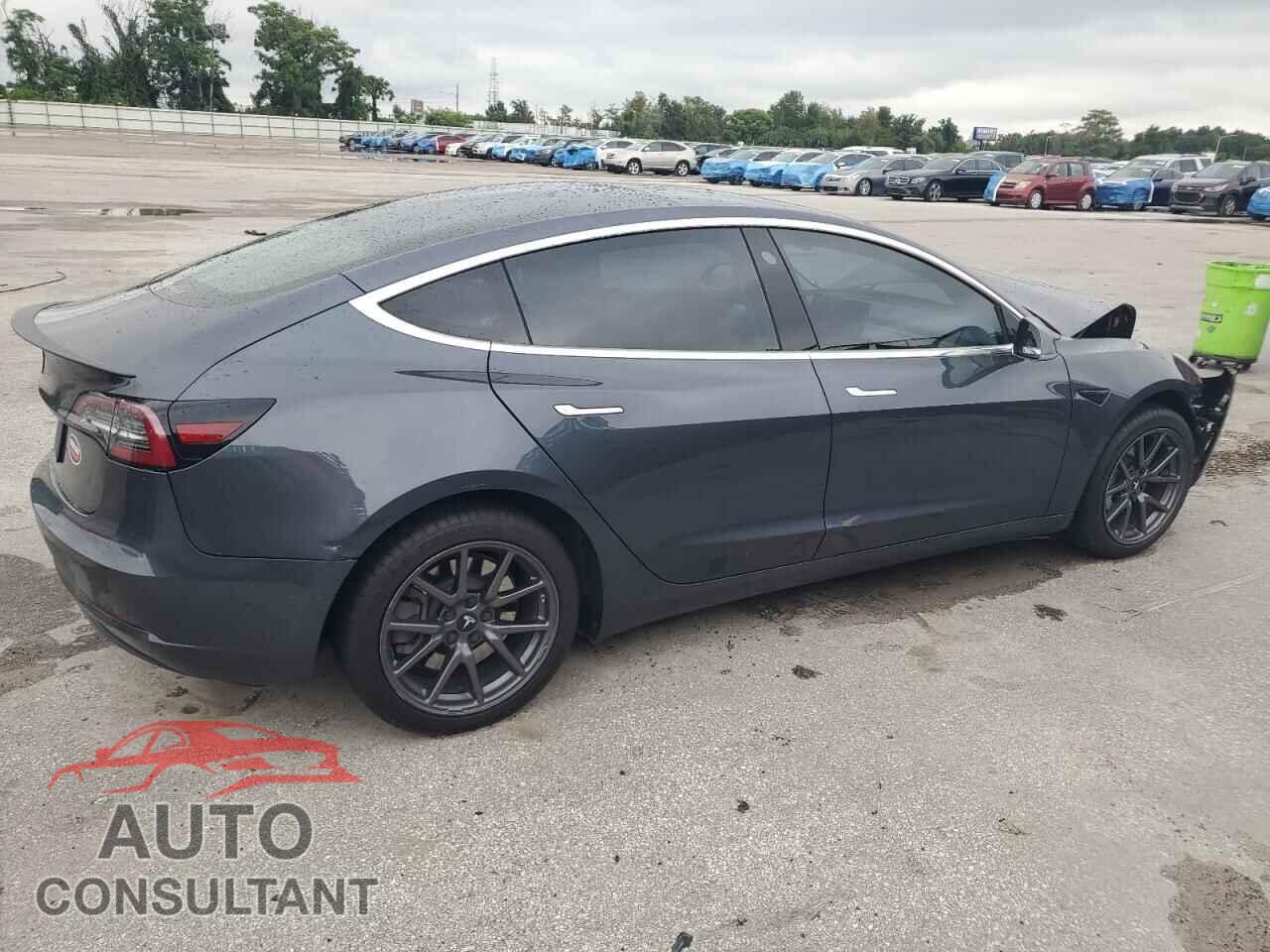 TESLA MODEL 3 2019 - 5YJ3E1EA8KF298517
