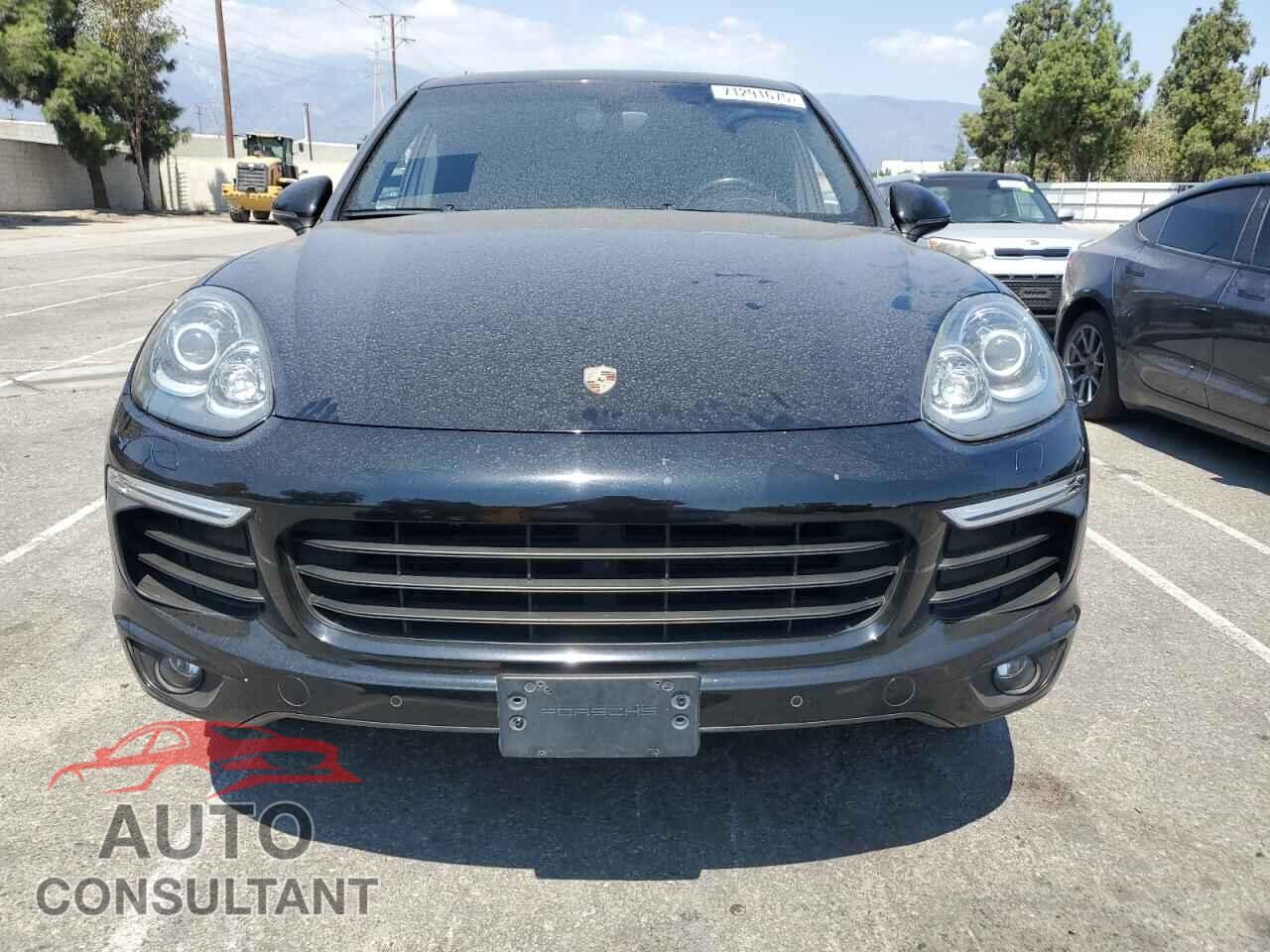 PORSCHE CAYENNE 2017 - WP1AA2A29HKA80250