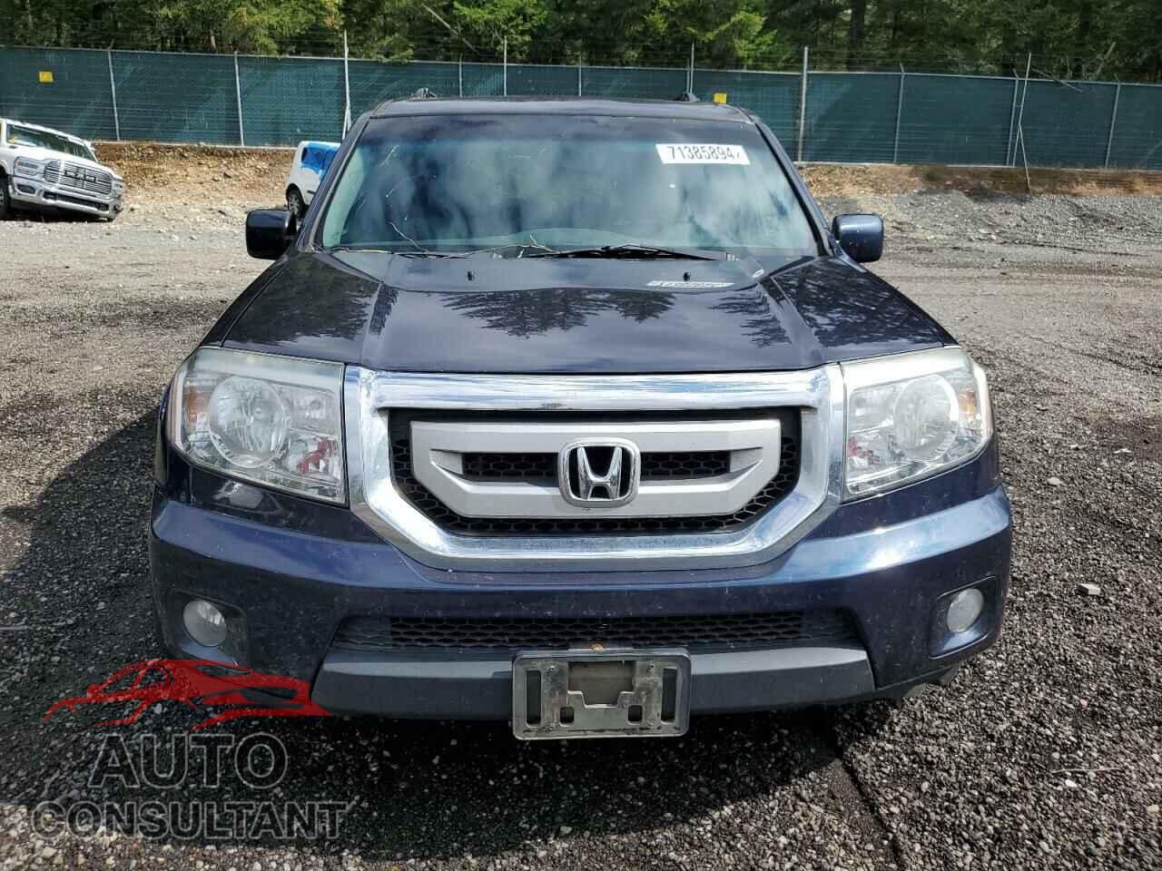 HONDA PILOT 2011 - 5FNYF4H56BB048356