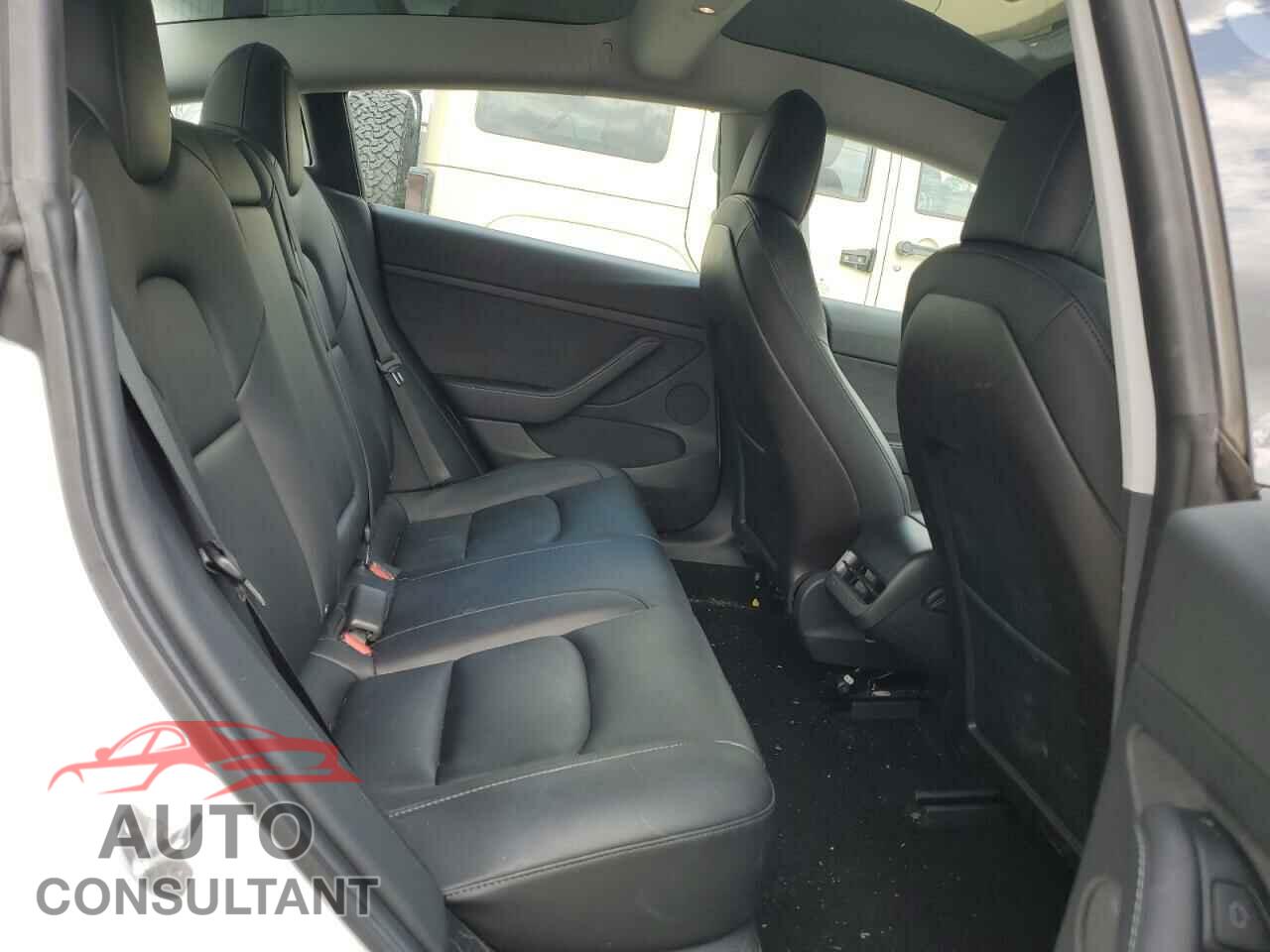TESLA MODEL 3 2021 - 5YJ3E1EA5MF989085