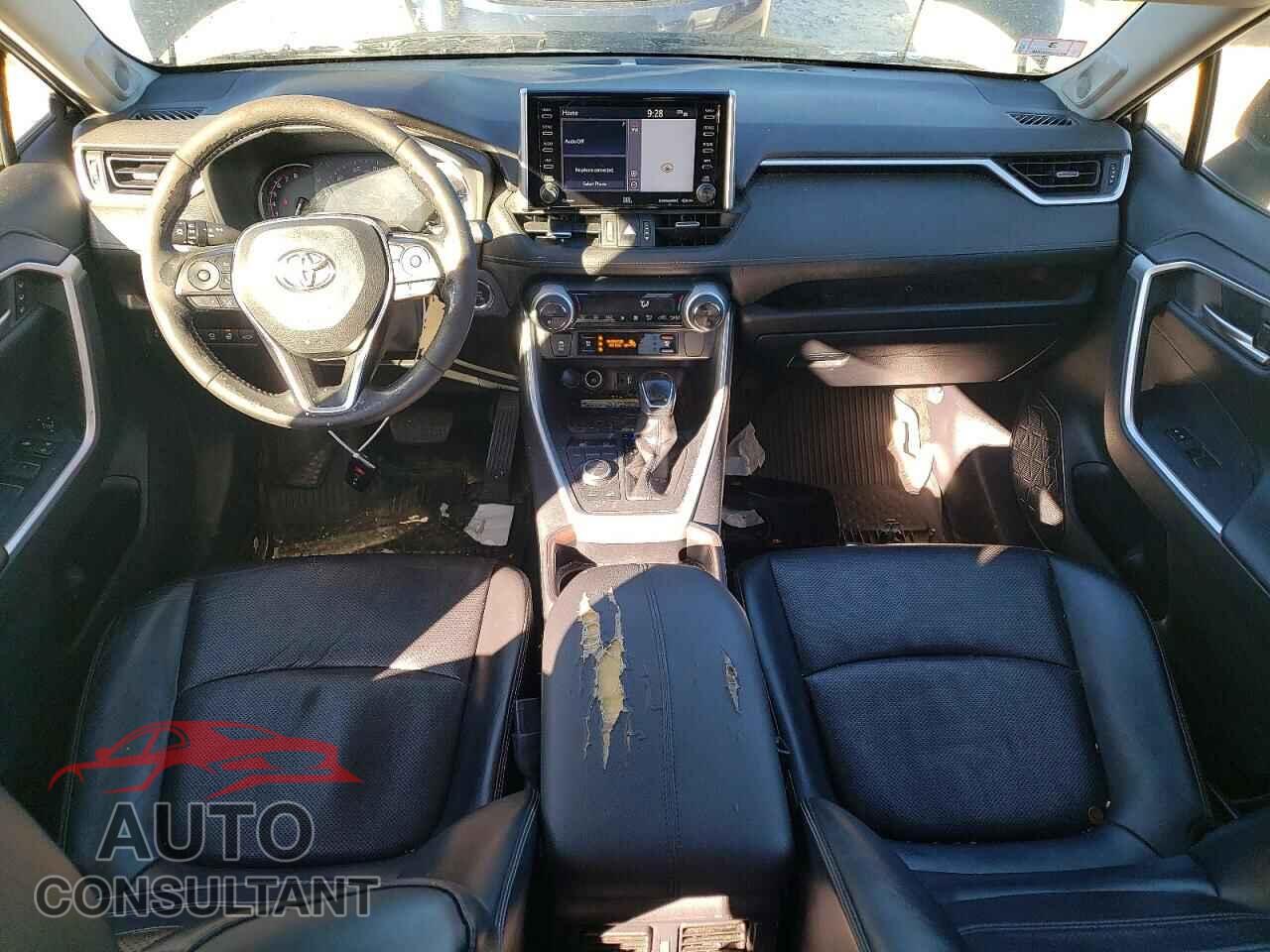 TOYOTA RAV4 2019 - JTMN1RFV8KD519934