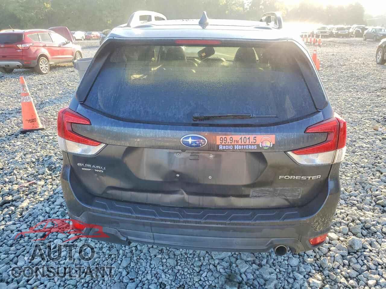 SUBARU FORESTER 2019 - JF2SKAUC3KH452592