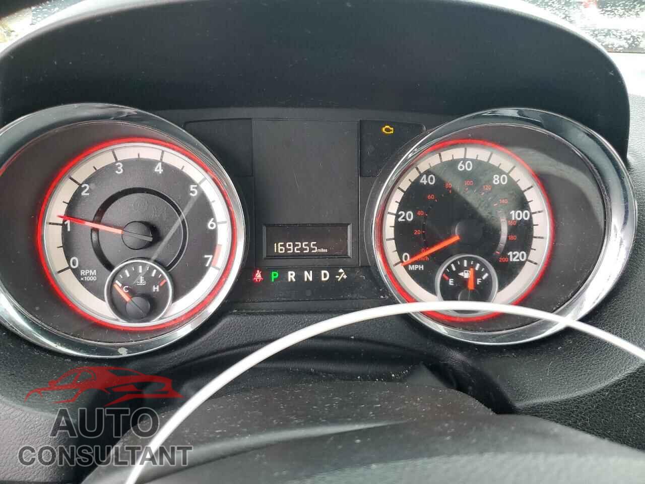 DODGE CARAVAN 2015 - 2C4RDGBG9FR557809