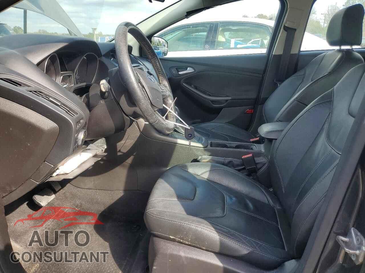 FORD FOCUS 2016 - 1FADP3F26GL237341