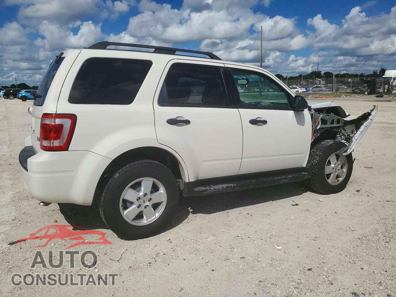 FORD ESCAPE 2012 - 1FMCU0DG9CKB15872