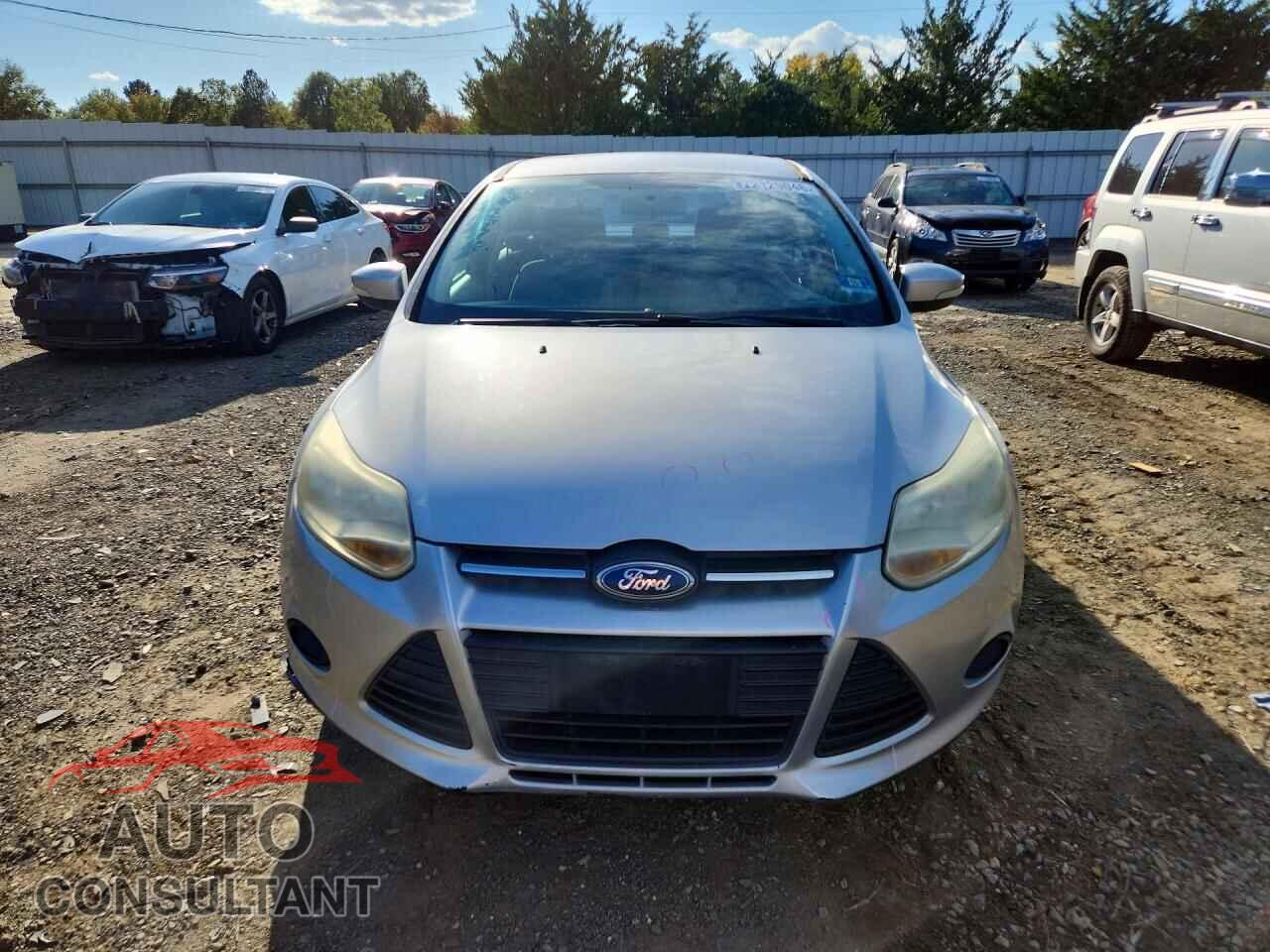 FORD FOCUS 2014 - 1FADP3F20EL111294