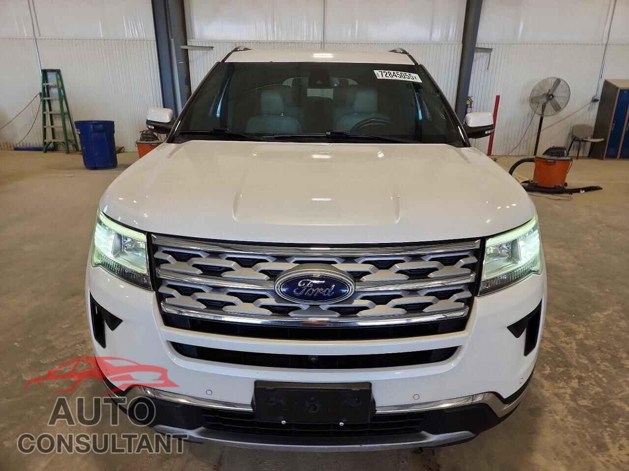 FORD EXPLORER 2018 - 1FM5K7F82JGC70101