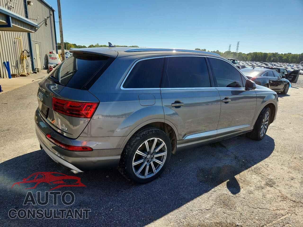 AUDI Q7 2017 - WA1LAAF70HD058211