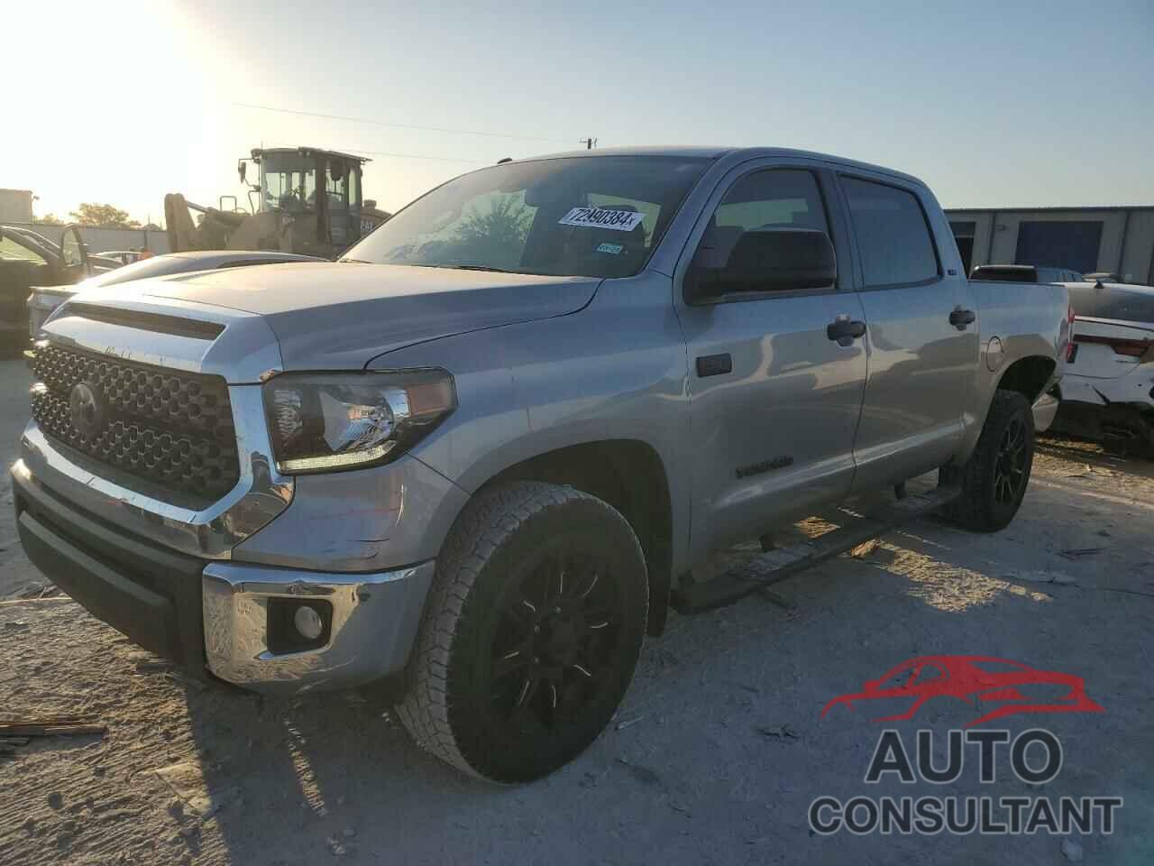 TOYOTA TUNDRA 2018 - 5TFDW5F11JX715813