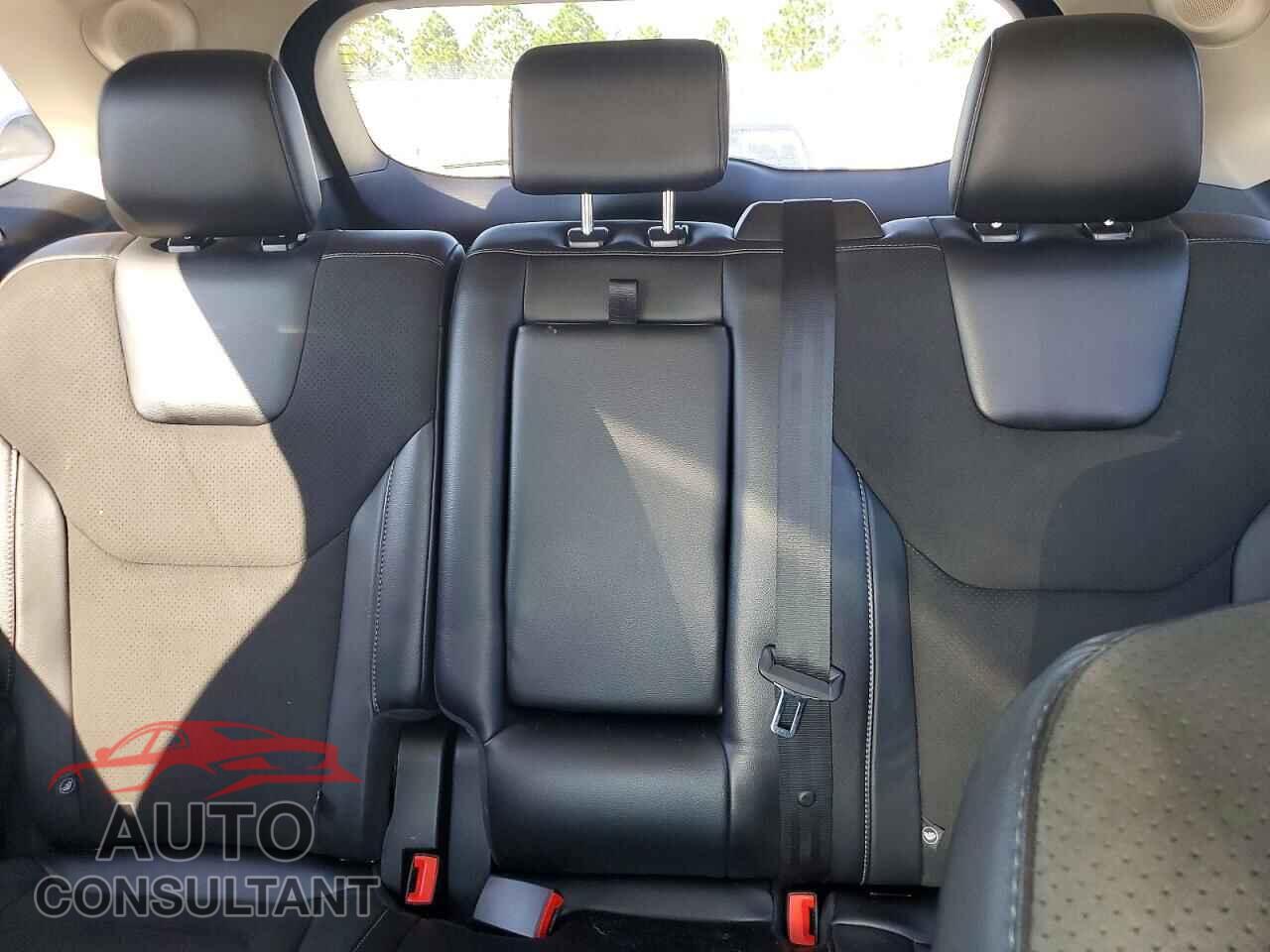 FORD EDGE 2017 - 2FMPK4AP5HBB41020