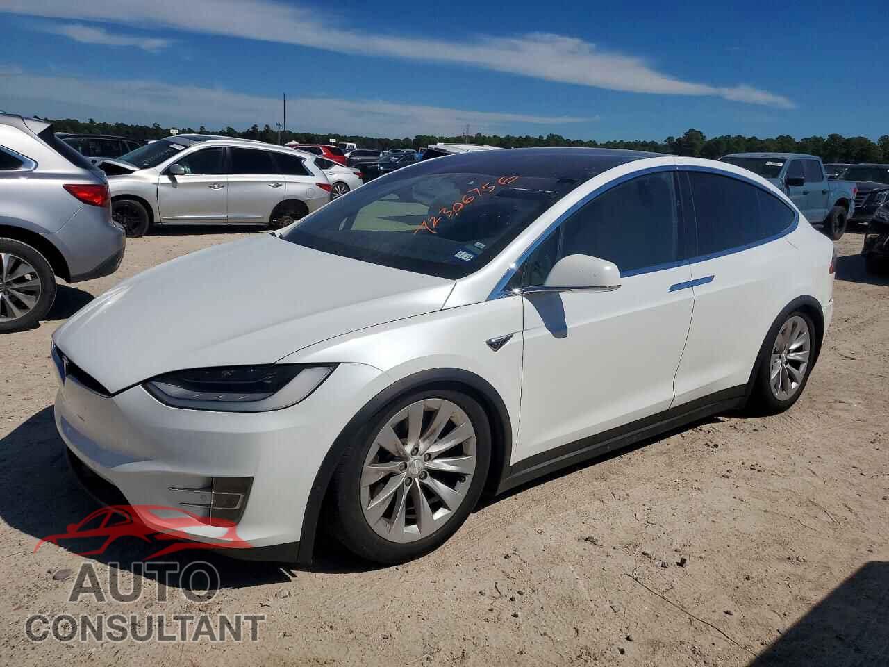 TESLA MODEL X 2017 - 5YJXCDE25HF028042