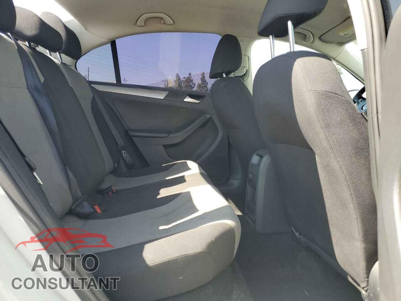 VOLKSWAGEN JETTA 2017 - 3VW2B7AJ7HM217506
